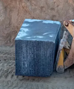 bloques de granito precio, bloques de granito para muros, bloque de granito 130x70x50, bloque de granito, venta de bloques de granito, bloque granito basto, bloque granito granel solido, bloques de granito cantera, bloques de granito Badajoz (Extremadura), bloques de granito para muros de contención, bloques de granito para camino, bloques granito natural, bloques piedra de granito, venta de granito cerca de mi, venta de granito para cocina, venta de granitos y mármoles